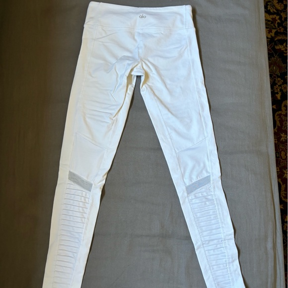 Allo Moto Leggings - Picture 2 of 5